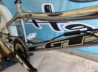 BMX GT PERFORMER Cromada con SKYWAY TUFF WHEELS