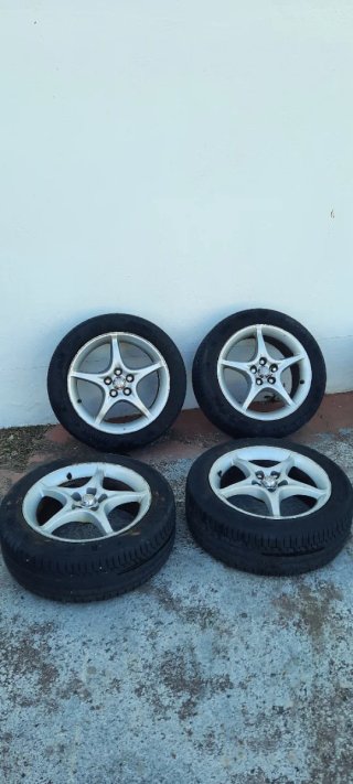 4llantas aleación Toyota Celica + neumáticos.