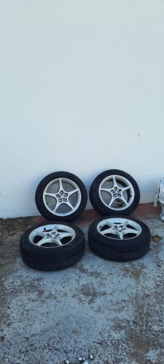 4llantas aleación Toyota Celica + neumáticos.