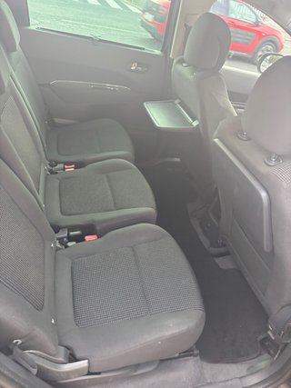 Peugeot 5008 2016