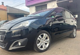 Peugeot 5008 2016