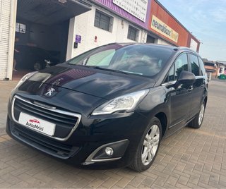 Peugeot 5008 2016