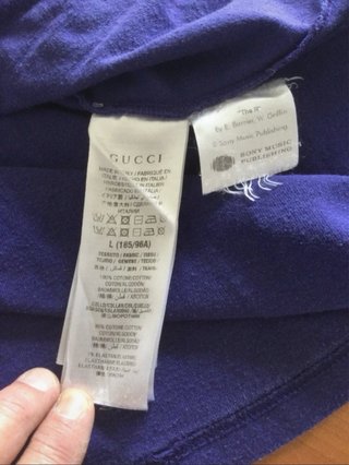Camiseta Gucci. Talla L