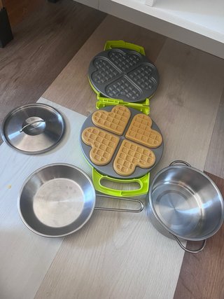Cocinita de juguete con accesorios