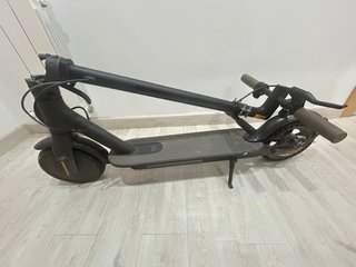 Patinete Eléctrico Xiaomi Mi Scooter 1S