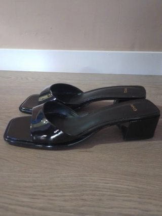 MNG Zapatos Negros Tacón Cuadrado
