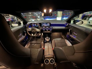 Mercedes-Benz Clase A250e AMG line