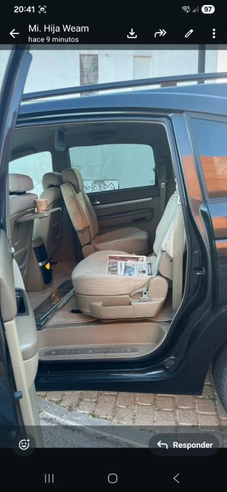 SsangYong Rodius 2010