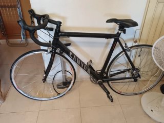 Bicicleta Canyon Negra