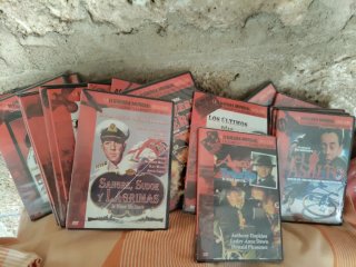 Lote 15 Cintas VHS Documentales y Deportes y DVDs.