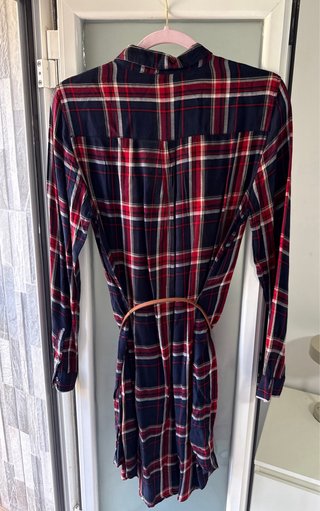 Vestido Springfield cuadros azul y rojo