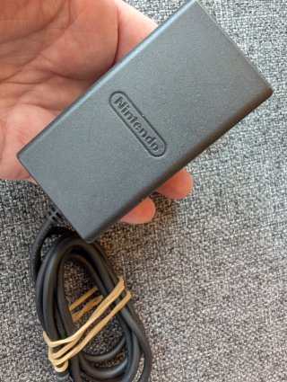 Nintendo Switch OLED + Funda de Regalo