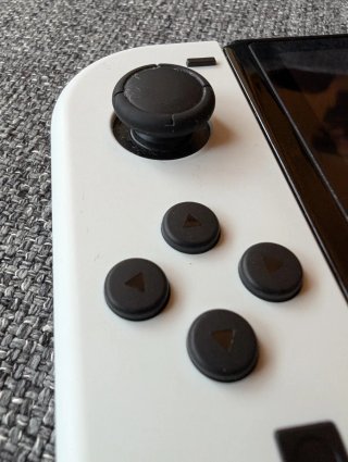 Nintendo Switch OLED + Funda de Regalo