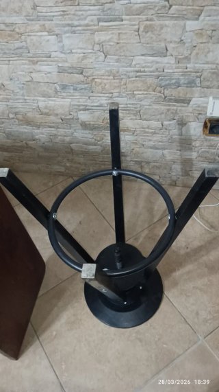 Sgabello Dalfred IKEA legno nero