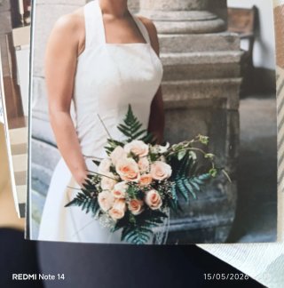 Vestido de Novia Raso Doble y Chal Tul