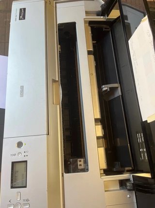 Se venden dos impresoras Epson Stylus Pro 3800.