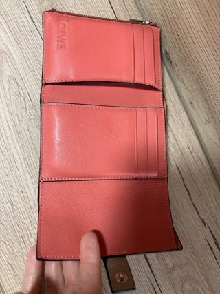 Cartera Loewe Beige y Rosa