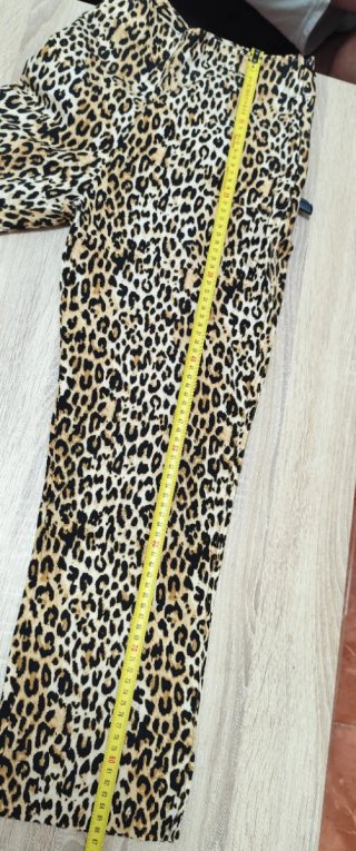 ✨ NO NEGOCIABLE ✨  Pantalones Zara leopardo