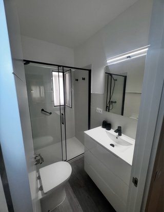 Alquiler de habitación en Cuatro Caminos - Imagen 7