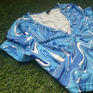 Top Shein escotado azul y blanco Talla M