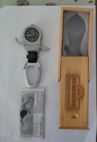 Reloj de aventura multiusos Survivor Time Tool