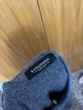 Jersey Stradivarius gris, talla XS