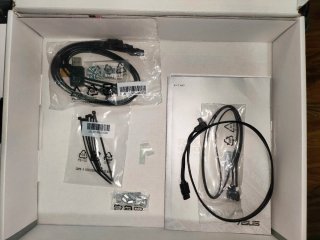 Placa Base Asus ROG STRIX B550-A Gaming Blanca