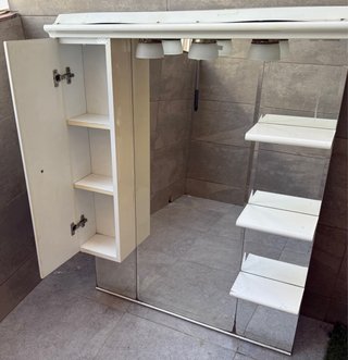 Espejo con mueble y luces