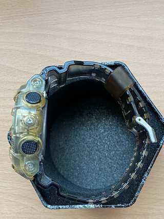 Reloj Casio G-Shock Transparente