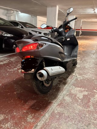 Suzuki Burgman 125cc Gris 2016