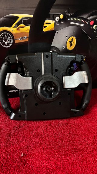 Combo 2 Volantes Thrustmaster y base TS-PC