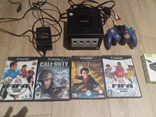 Nintendo GameCube + HDMI a AV + 4 juegos