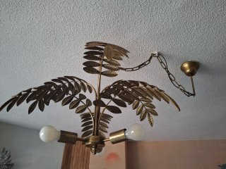 Lámpara de techo estilo hoja dorada