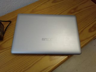 Asus Eee PC seashell 1215B Portátil