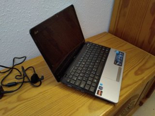Asus Eee PC seashell 1215B Portátil