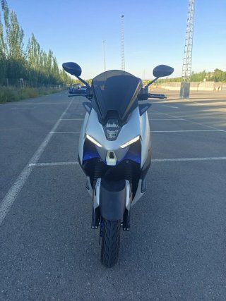 Moto Zontes 125 T-M Maxi Scooter