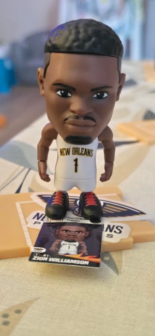 Figura Zion Williamson Ballers NBA