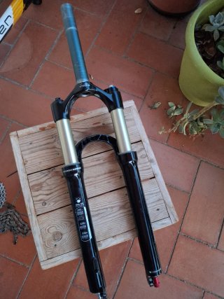 Horquilla Rockshox Reba Team 26" QR9MM