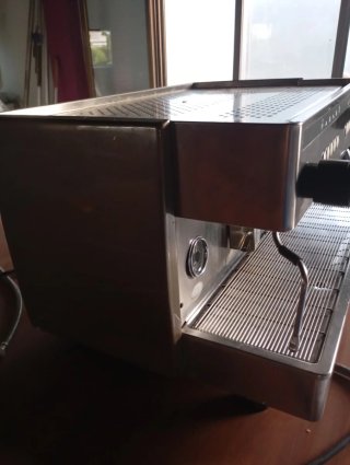 Cafetera Rimini Profesional Precio fijo,no negocia