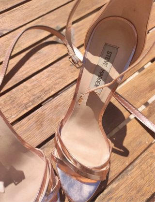 Sandalias Steve Madden Doradas Talla 38