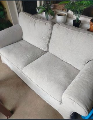 Sofá de 2 plazas beige