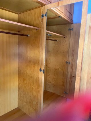 Armario con altillo madera maciza