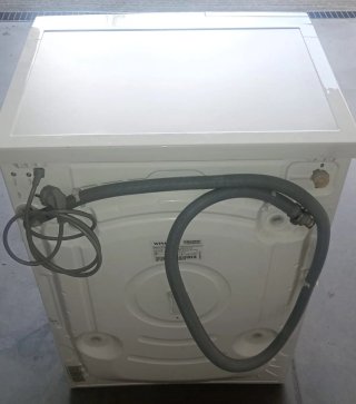 Lavadora WINIA Blanca 6kg 1000rpm