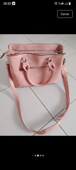 Bolso de mano  o hombro rosa con estampado floral