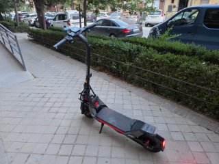 VENTA SOLO PERSONAL. Patinete eléctrico Segway ZT3