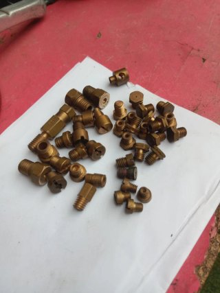 Lote de chicles variados para carburadores