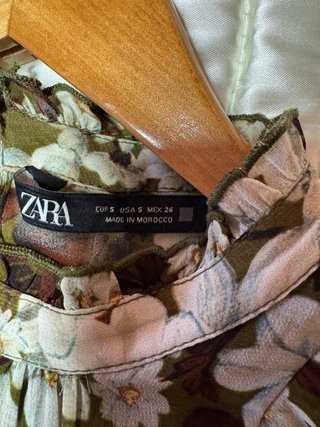 Mono Zara floral talla S
