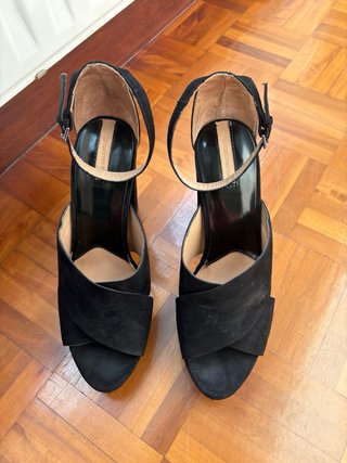 Sandalias negras Stradivarius T38