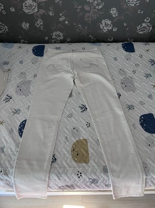 Pantalón blanco Mango