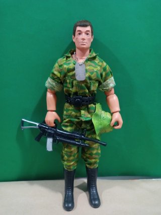 Figura Geyperman Militar de Bizak
